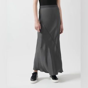 ATM silk Charmeuse Godet Bias Maxi Skirt Never Worn